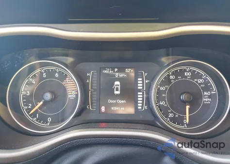 2017 Jeep Cherokee Altitude 4X4 из США, поврежденный, VIN 1C4PJMAS9HW645094